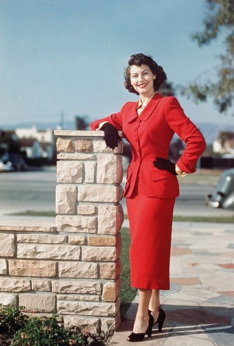 ava gardner in winter suit 1940