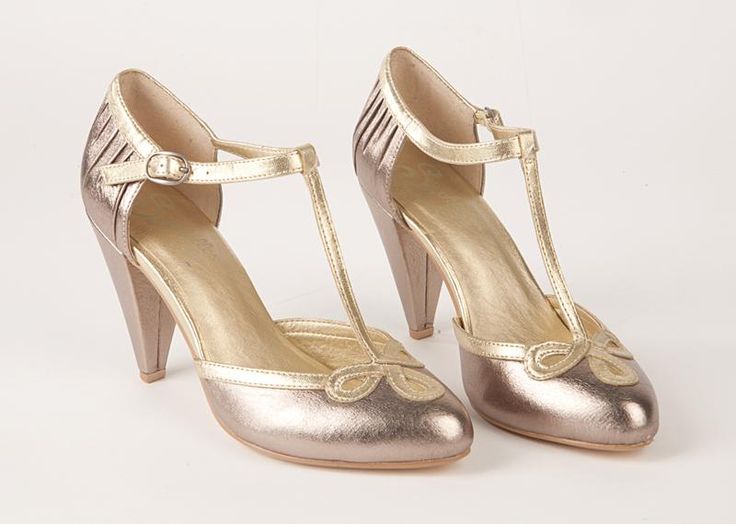 Vintage wedding outlet heels